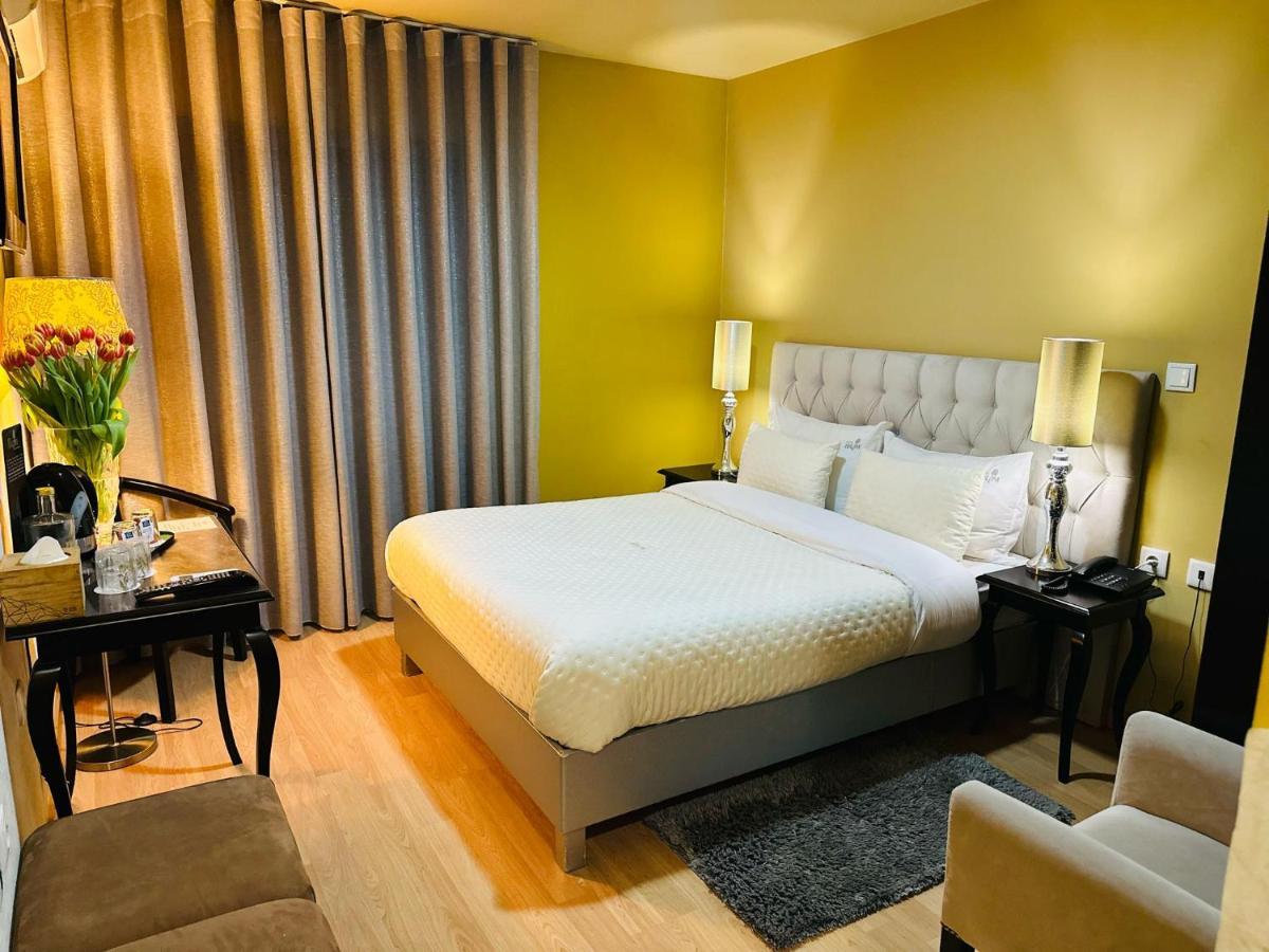 Hotel Tulipa Bragança Eksteriør billede