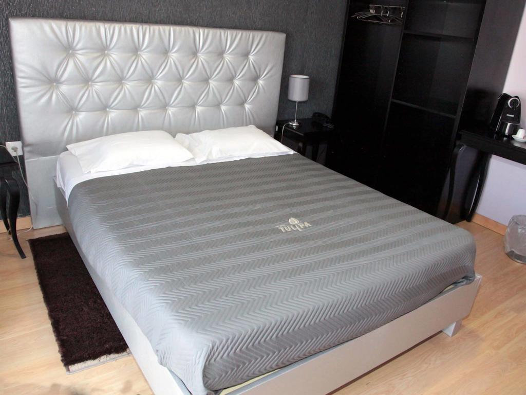 Hotel Tulipa Bragança Eksteriør billede