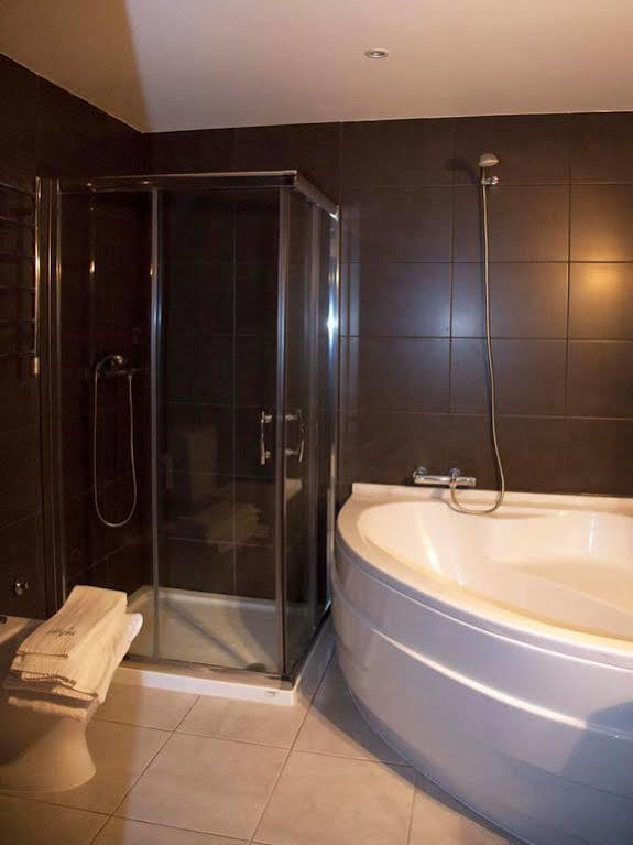 Hotel Tulipa Bragança Eksteriør billede